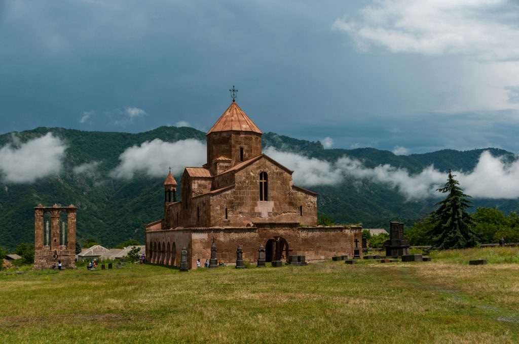 ani-adigyozalyan-BYwV9myO0Z8-unsplash